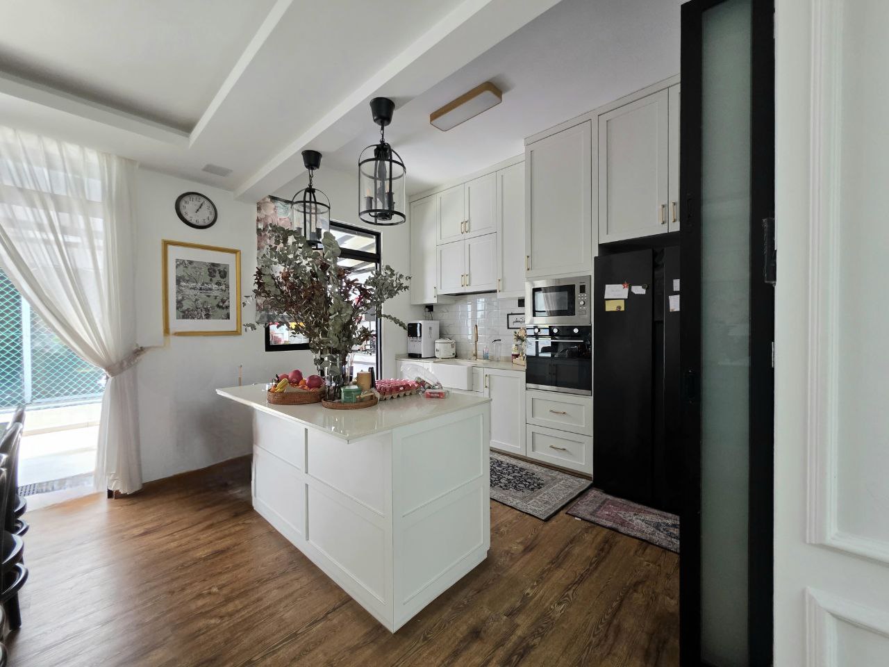 Loyang Rise 4-storey landed house kitchen renovation